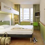 Ibis Budget