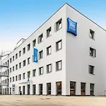 Ibis Budget 3*