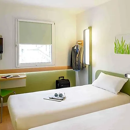 Ibis Budget 3*